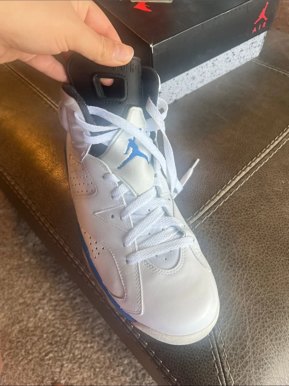 Jordan Men’s White & Blue Retro Basketball Sneakers